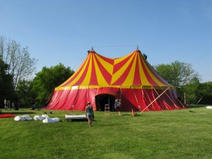 circus tent, circus rigging, circus tent raising, circus tent erection, circus, circus orange, circustentforrent.com, circus tent for rent, tent, rigging